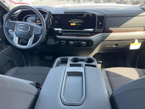 New 2026 GMC Sierra 3500 SLE image 24