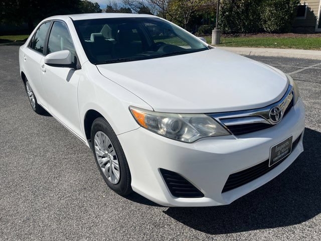 Used 2012 Toyota Camry LE FWD image 24