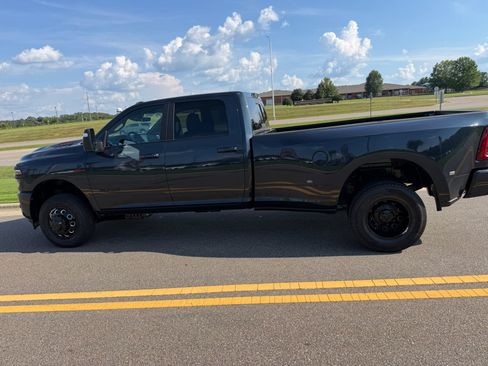 New 2026 RAM 3500 Laramie w/ Night Edition AWD/4WD image 13
