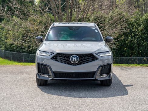 Used 2025 Acura MDX A-Spec image 5