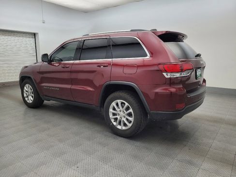 Used 2021 Jeep Grand Cherokee Laredo image 3