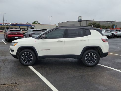 Used 2018 Jeep Compass Trailhawk w/ Cold Weather Group image 3