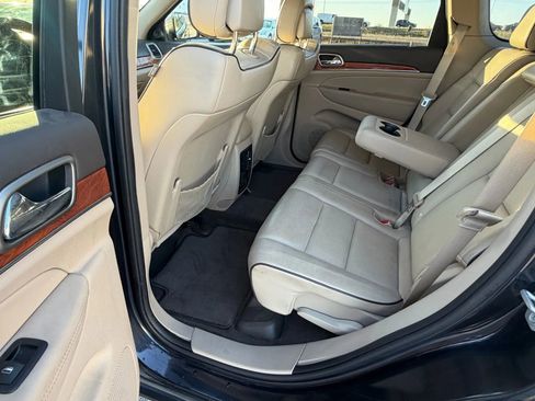 Used 2012 Jeep Grand Cherokee Overland w/ Trailer Tow Group IV image 15