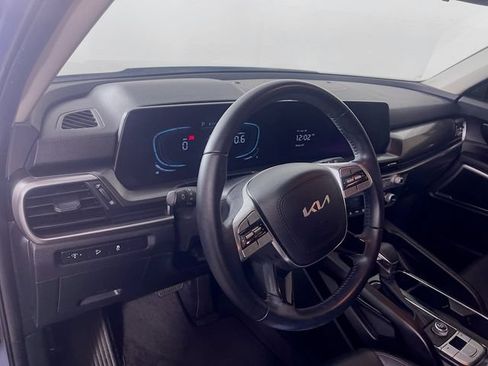 Used 2024 Kia Telluride LX FWD image 10