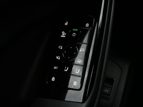 Used 2025 Audi Q6 e-tron Premium Plus w/ Premium Plus image 27