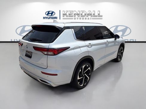 Used 2024 Mitsubishi Outlander SEL FWD image 6