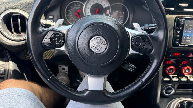 Used 2018 Toyota 86 RWD image 23
