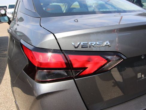 Used 2025 Nissan Versa SV w/ Trunk Package FWD image 11