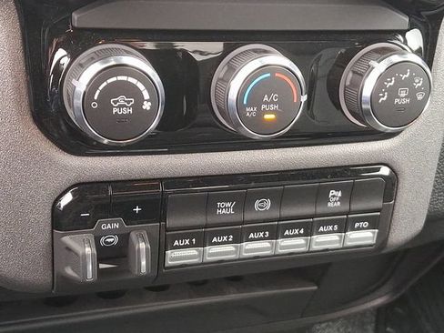 Used 2025 RAM 5500 Tradesman AWD/4WD image 14
