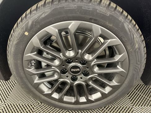 Used 2025 MINI Cooper S image 8