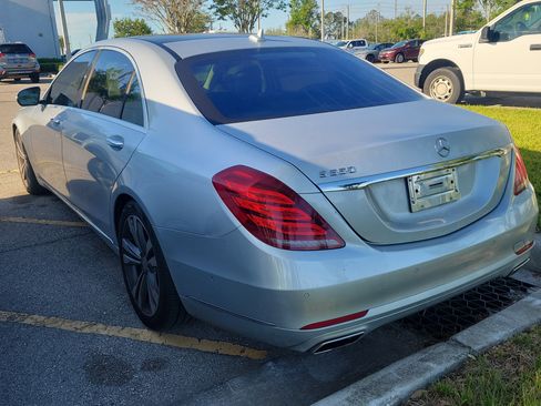 Used 2015 Mercedes-Benz S 550 Sedan image 4