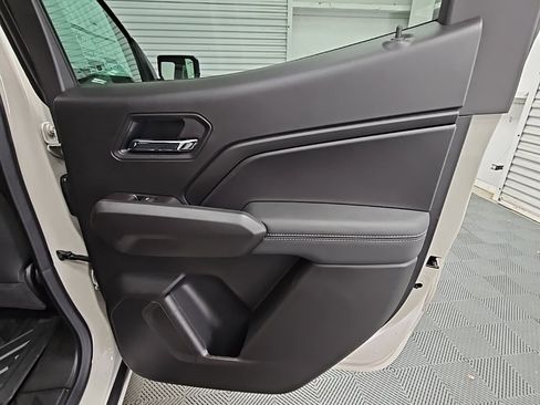 New 2026 GMC Canyon Elevation w/ Convenience Package image 37