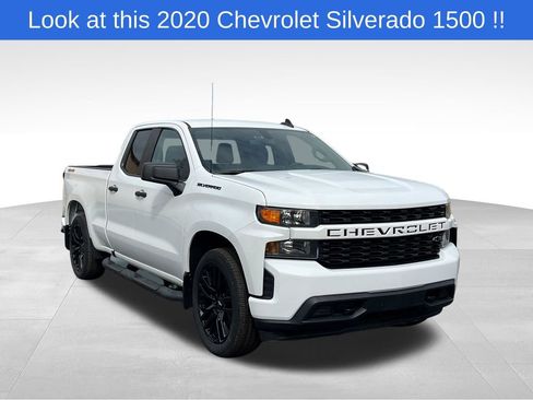 Used 2020 Chevrolet Silverado 1500 Custom w/ Custom Value Package image 1