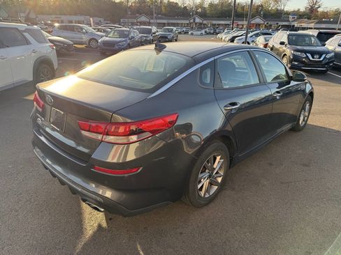Used 2019 Kia Optima LX image 7