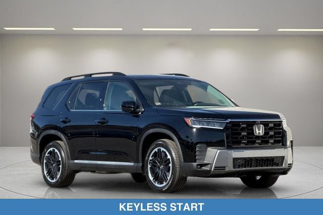 New 2026 Honda Pilot Touring image 2