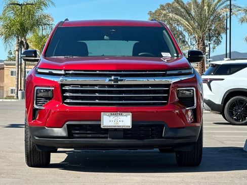 New 2026 Chevrolet Traverse LT image 9