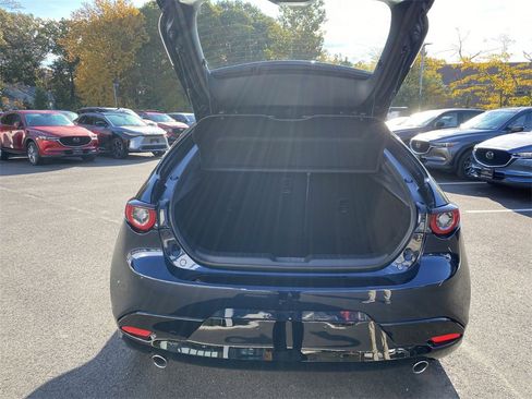 Used 2024 MAZDA MAZDA3 s image 17