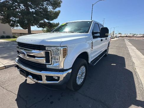 Used 2018 Ford F250 XLT w/ XLT Value Package AWD/4WD image 10