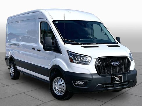Used 2025 Ford Transit 250 148 Medium Roof Extended AWD image 4