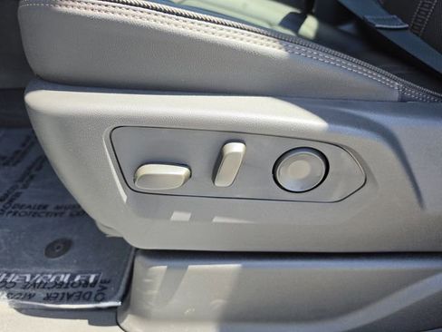 New 2026 Chevrolet Suburban High Country image 24