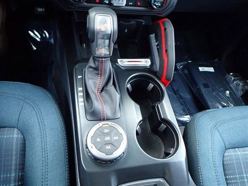 New 2025 Ford Bronco Heritage Edition image 21