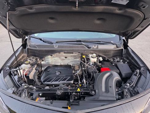 Used 2023 Buick Encore GX Essence w/ Sport Touring Package AWD/4WD image 14