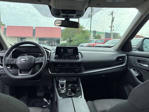 Used 2026 Nissan Rogue SV AWD/4WD image 33
