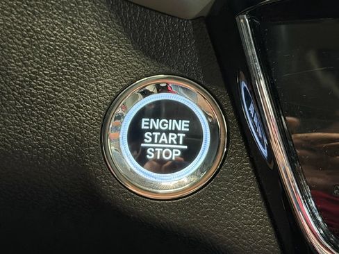Certified 2021 Honda HR-V EX image 9