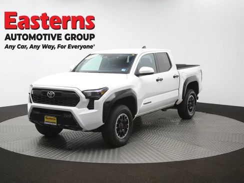 Used 2024 Toyota Tacoma TRD Off-Road AWD/4WD image 58