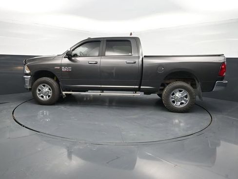 Used 2017 RAM 2500 SLT AWD/4WD image 5