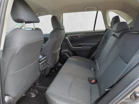 Used 2023 Toyota RAV4 LE AWD/4WD image 19