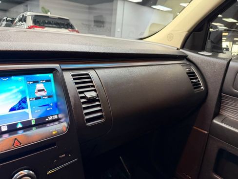 Used 2019 Ford Flex SEL w/ Equipment Group 202A FWD image 27