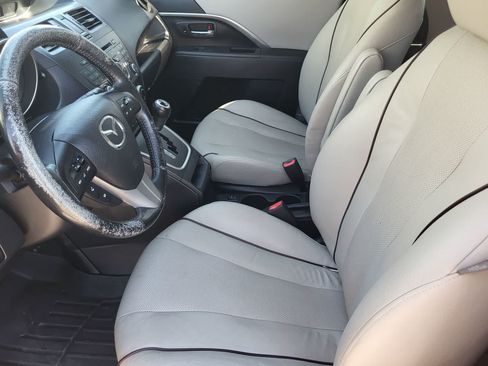 Used 2015 MAZDA MAZDA5 Grand Touring FWD image 25
