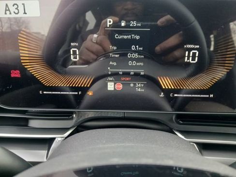 New 2026 Kia Carnival FWD image 30