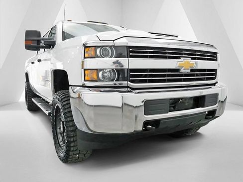 Used 2018 Chevrolet Silverado 3500 W/T w/ WT Fleet Convenience Package AWD/4WD image 37