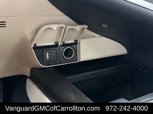 Used 2021 Toyota Camry XLE w/ Navigation Upgrade Package FWD image 22