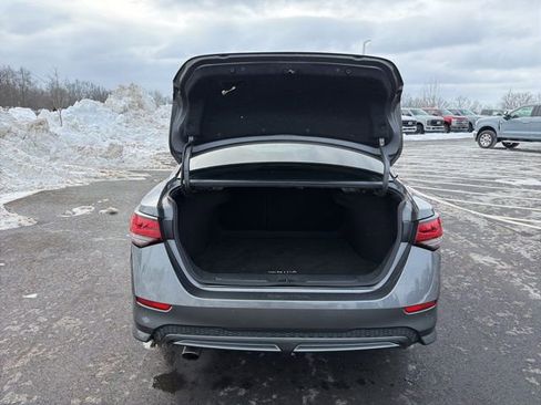 Used 2021 Nissan Sentra SR w/ SR Premium Package image 8