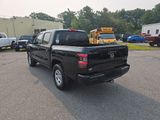 Used 2024 Nissan Frontier S w/ Tow Package image 5