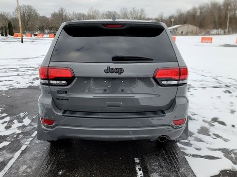 Used 2020 Jeep Grand Cherokee Altitude image 10