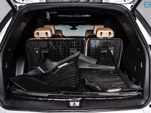 Used 2023 Chevrolet Traverse Premier image 14