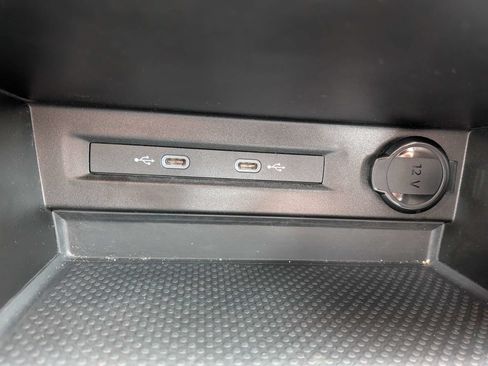 Used 2025 Volkswagen Taos S FWD image 30