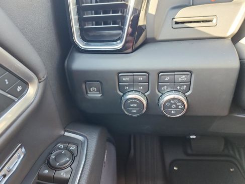 Certified 2022 GMC Sierra 1500 Denali image 25