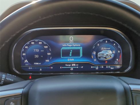 Used 2023 Chevrolet Suburban Premier w/ Premium Package image 19