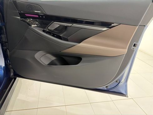 Used 2026 BMW 530i xDrive image 18