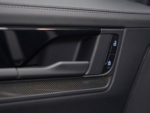 New 2026 Porsche Cayenne GTS image 15