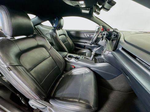 Used 2024 Ford Mustang Premium image 27
