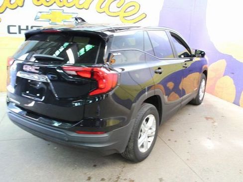 Used 2021 GMC Terrain SLE image 7