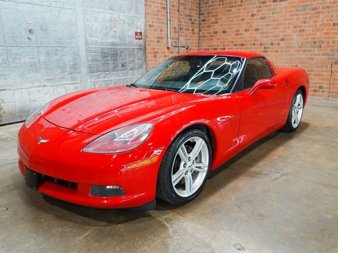 Used 2008 Chevrolet Corvette Coupe RWD image 7