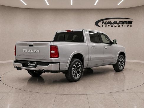Used 2026 RAM 1500 Laramie AWD/4WD image 7