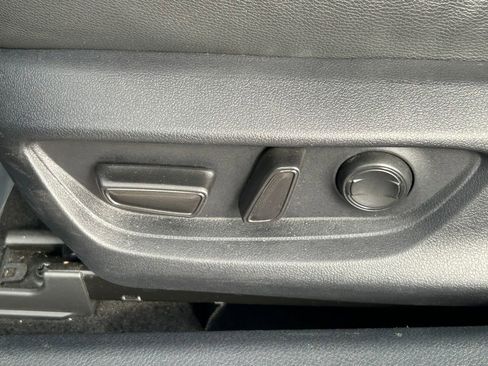 Certified 2025 Toyota Camry SE image 23